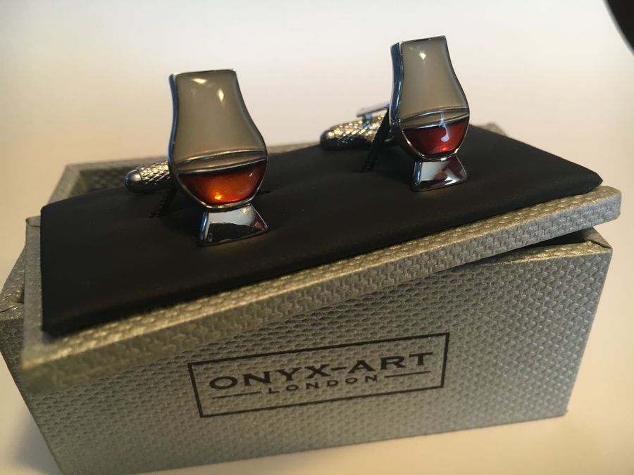 En cours – Boutons de manchette – style Glencairn