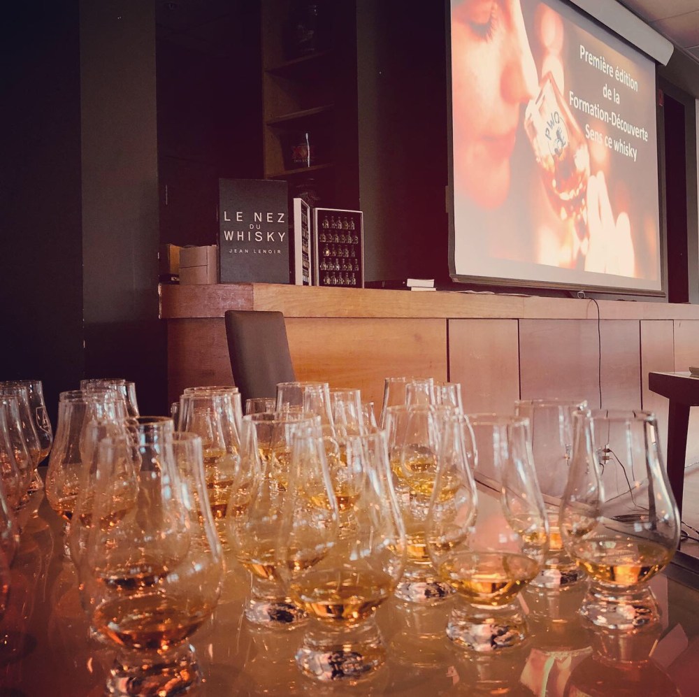 – COMPLÉTÉE – Formation en ligne “La base de la dégustation du whisky”