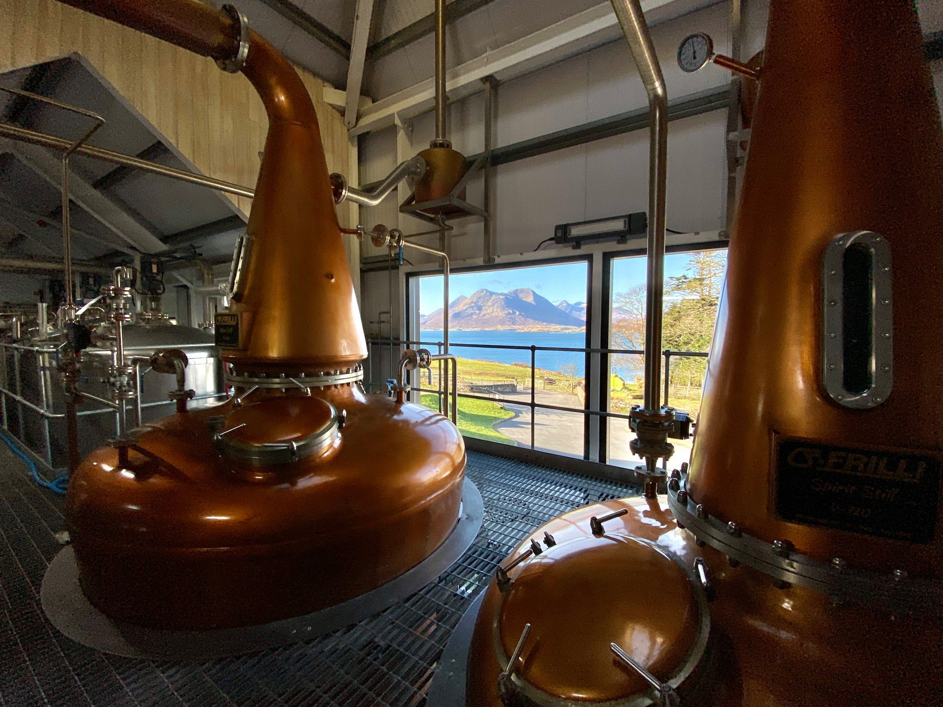 ** COMPLET ** – Groupe de commande – Signature Single Malt Isle of Raasay + Gin